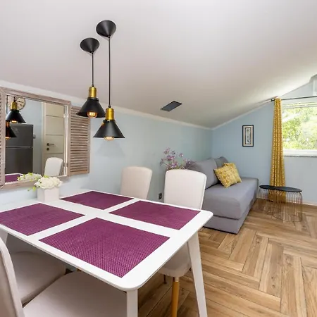 Apartament Panorama *