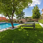 Panorama Apartman *